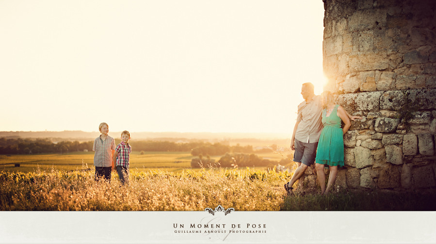 Séance famille - Bordeaux - Saint Emilion - Gironde - Guillaume Arnoult photographe - un moment de pose-11