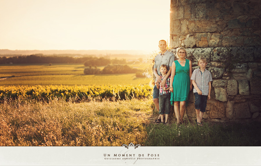 Séance famille - Bordeaux - Saint Emilion - Gironde - Guillaume Arnoult photographe - un moment de pose-12