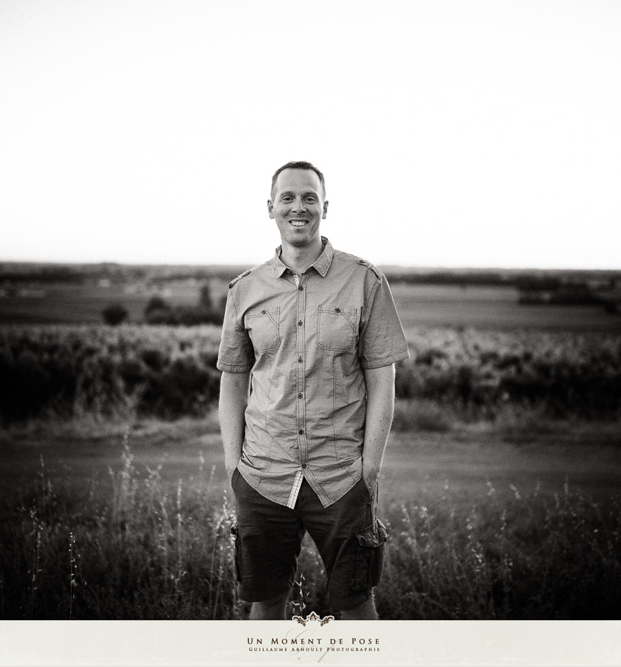 Séance famille - Bordeaux - Saint Emilion - Gironde - Guillaume Arnoult photographe - un moment de pose-13