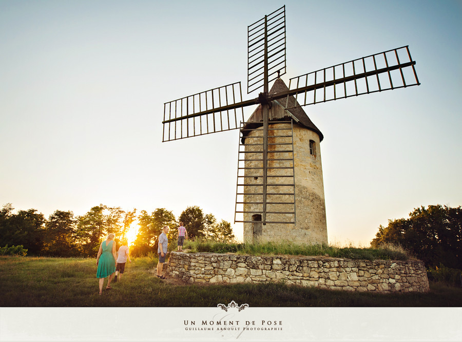 Séance famille - Bordeaux - Saint Emilion - Gironde - Guillaume Arnoult photographe - un moment de pose-16