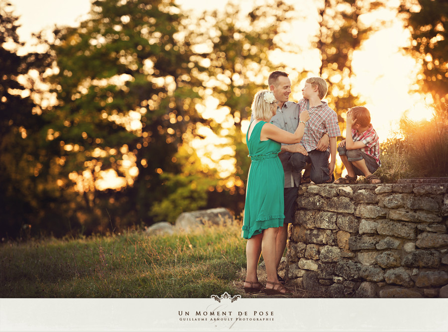 Séance famille - Bordeaux - Saint Emilion - Gironde - Guillaume Arnoult photographe - un moment de pose-17